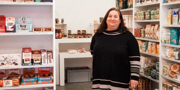Mirjam de Boni ist die Geschäftsleiterin von «Hello Vegan» in Uster. Hello Vegan