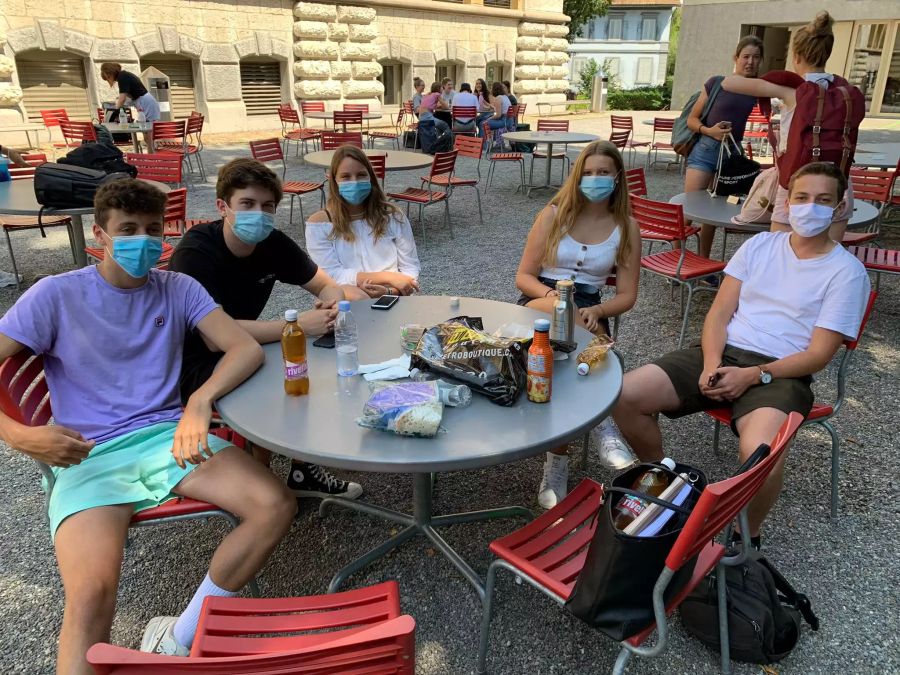 Schüler Coronavirus Maske Aarau