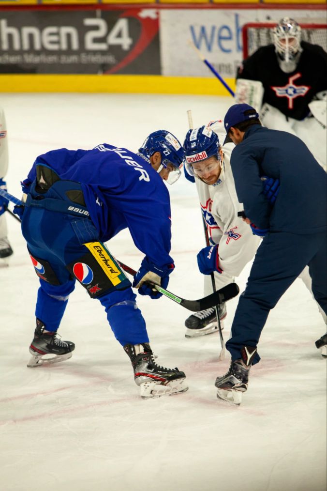 Training des EHC Kloten