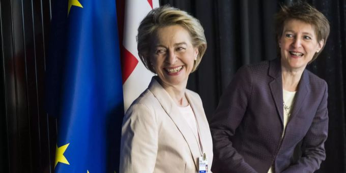 Bundespräsidentin Simonetta Sommaruga traf EU-Kommissionspräsidentin im Januar beim WEF in Davos. von der Leyen Sommaruga
