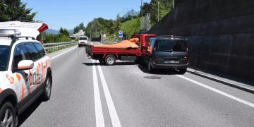 Frontalkollision ohne Verletzte auf der A8