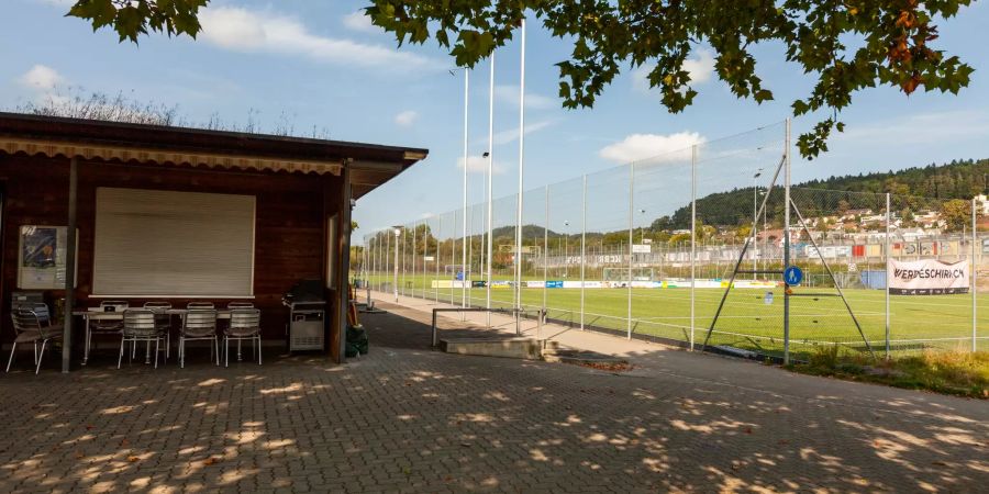 Fussballplatz der Freizeit - und Sportanlage Werd in Geroldswil.