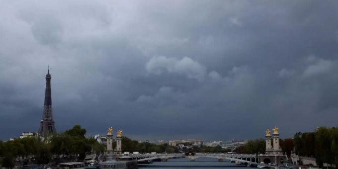 Bars schliessen - Paris fährt Corona-Restriktionen wieder hoch