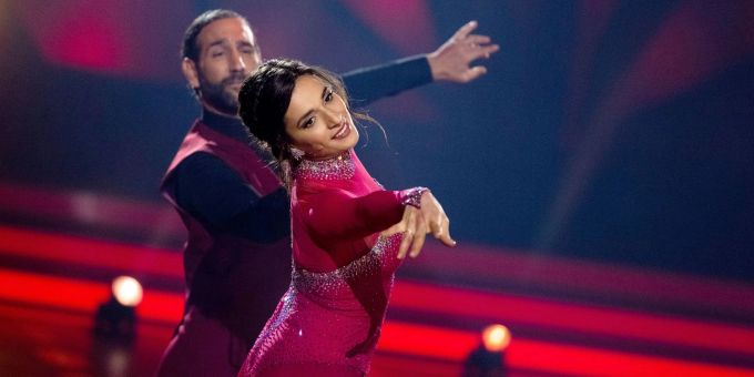Sally Özcan, Youtuberin und Influencerin, mit ihrem Tanzpartner Massimo Sinato bei «Let's Dance». Sally Özcan, Youtuberin und Influencerin, mit ihrem Tanzpartner Massimo Sinato bei «Let's Dance».