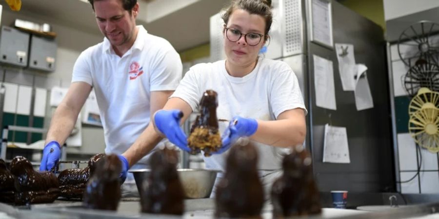 Bäcker und Auszubildende in Dortmund