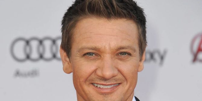 Jeremy Renner Reha