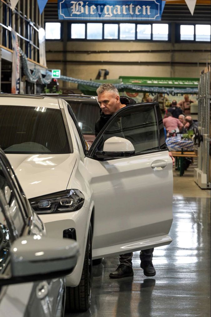 Autos zum Anfassen bei Auto Marti an der Autovision Thun 2023.