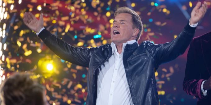 Bei der ersten Live-Sendung von DSDS eckte Dieter Bohlen bei den Fans an. dsds dieter bohlen