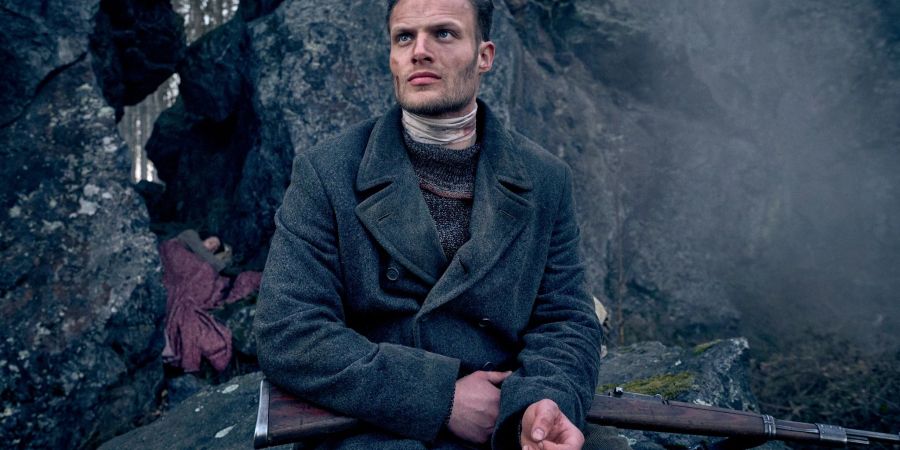 Schauspieler Robert Maaser als Heinrich in einer Szene aus «Blood & Gold».