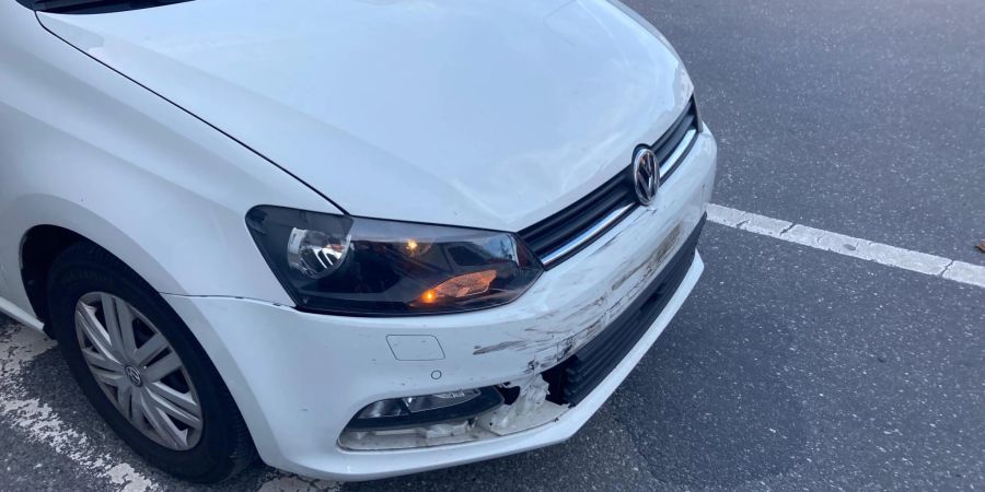 Oberurnen: Auto kollidiert mit Motorrad