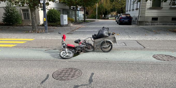 Oberriet: Kollision zwischen Lastwagen und Mofa Oberriet: Kollision zwischen Lastwagen und Mofa