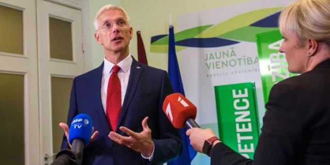 Karins von der Partei Neue Einheit Karins von der Partei Neue Einheit
