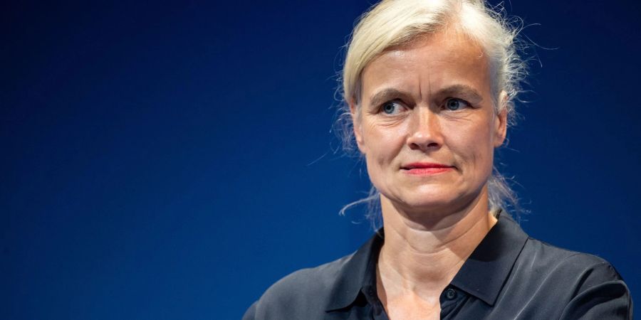 Bei Fresenius Medical Care (FMC) wiederum übernimmt Carla Kriwet das Ruder in die Hand.