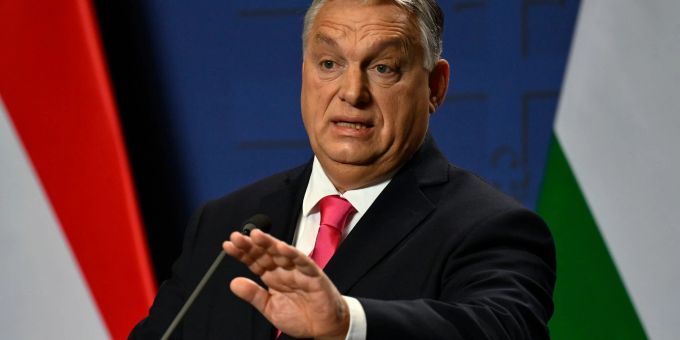 Die Koalition unter Ministerpräsident Viktor Orban knüpft die Zustimmung zum Nato-Beitritt Schwedens an eine bestimmte Bedingung. (Archivbild) Die Koalition unter Ministerpräsident Viktor Orban knüpft die Zustimmung zum Nato-Beitritt Schwedens an eine bestimmte Bedingung.