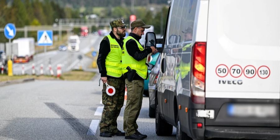 Polen Slowakei Grenzbeamte Grenzkontrollen