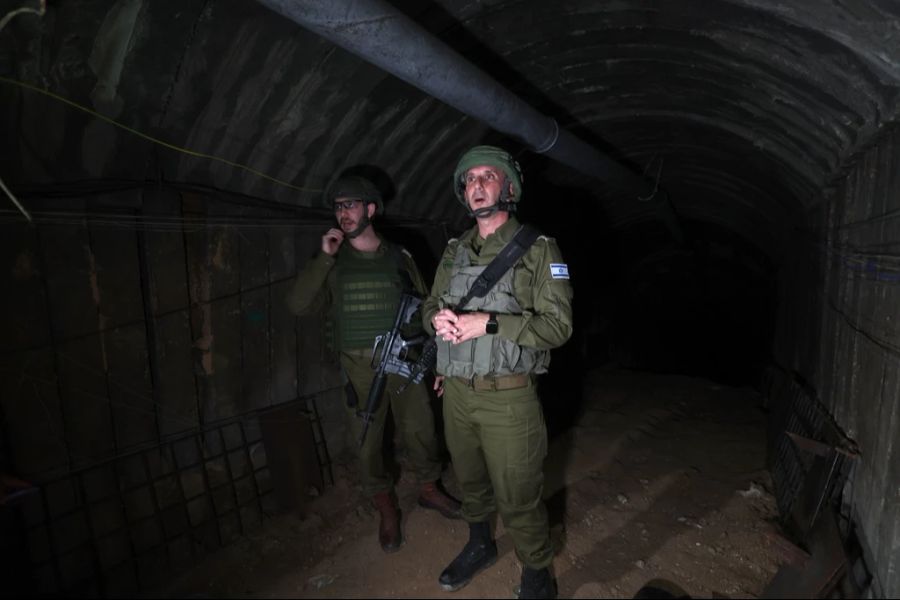 Mehrere Tunnel haben die israelischen Streitkräfte bereits unter ihre Kontrolle gebracht.