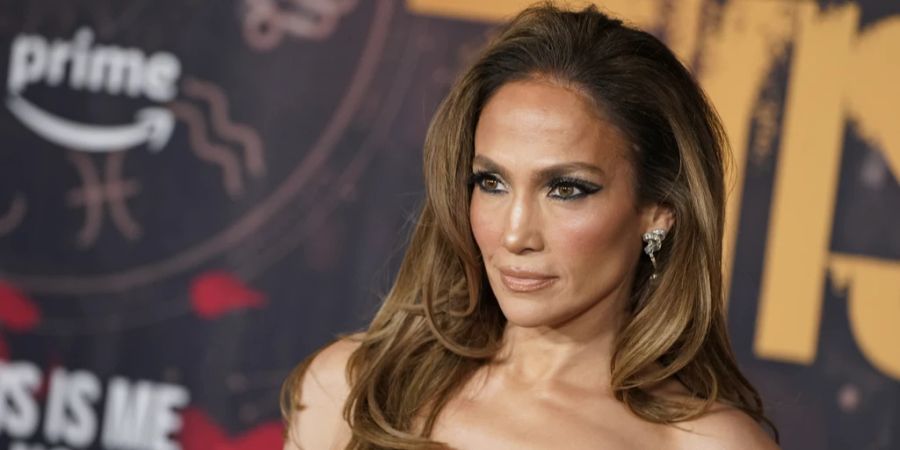 Jennifer Lopez bei Filmpremiere