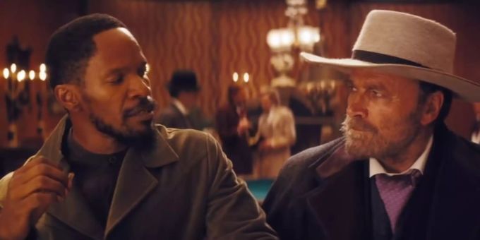 Django und Dr. King Schultz in einer Filmszene. Django Unchained