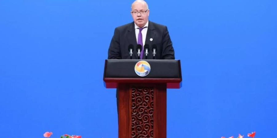 Bundeswirtschaftsminister Peter Altmaier beim «Seidenstrassen»-Gipfel in Peking. Foto: Chen Yehua/XinHua