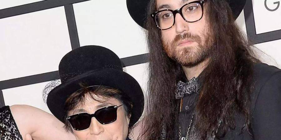 Sohn berühmter Eltern: Sean Lennon mit seiner Mutter Yoko Ono. Foto: Michael Nelson/EPA