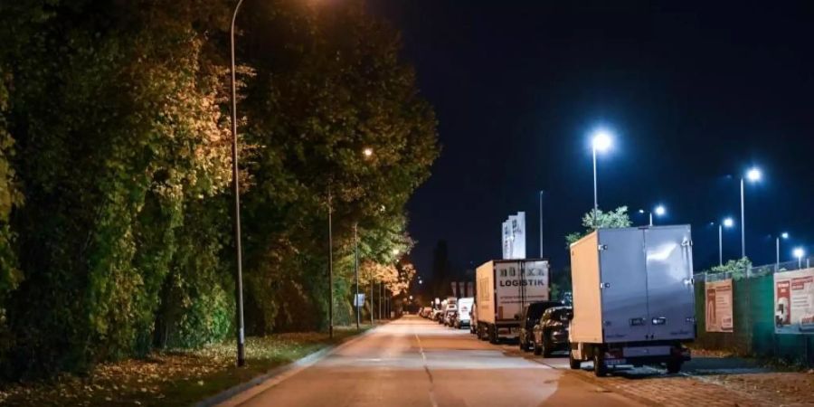 Im Fall einer mutmasslichen Gruppenvergewaltigung in Freiburg wertet die Polizei weiter Spuren und Hinweise aus. Foto: Patrick Seeger/Archiv