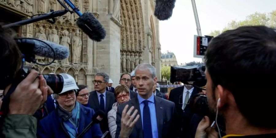 Kulturminister Franck Riester vor Notre-Dame