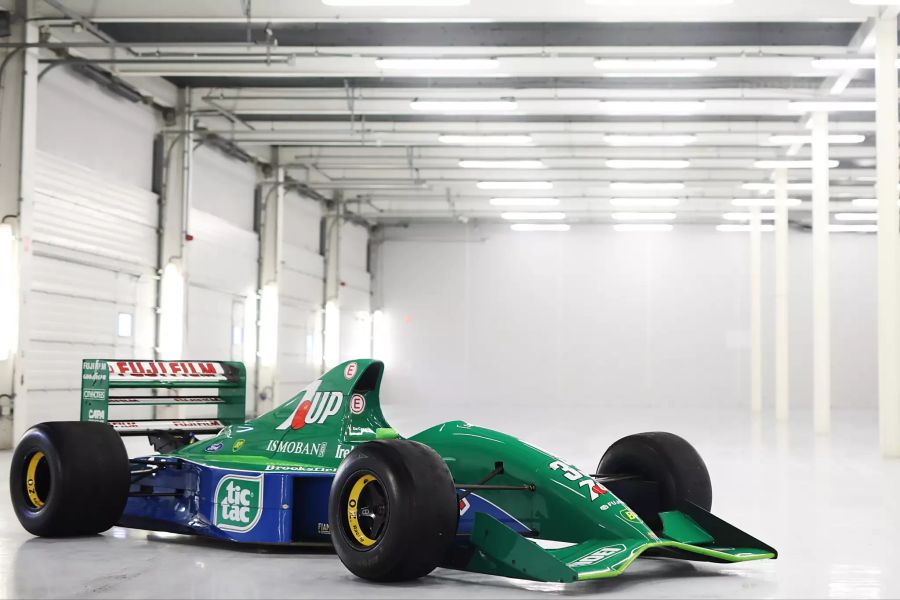 Der Jordan 191 von Michael Schumacher wird versteigert.