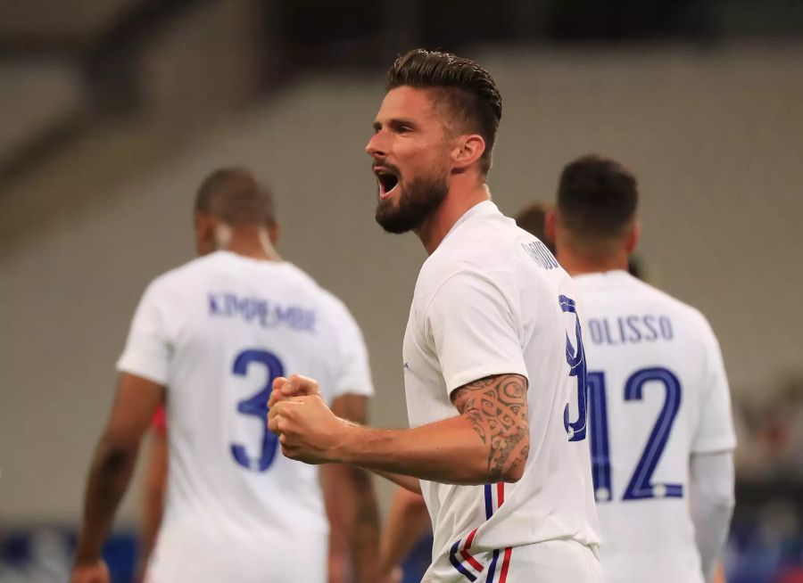 Olivier Giroud jubelt im letzten Testspiel gegen Bulgarien.