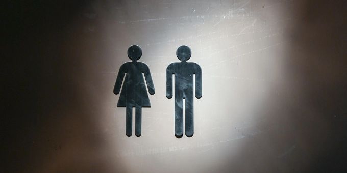 Global gesehen verringerte sich der Abstand zwischen den Geschlechtern im vergangenen Jahr nur minimal. Global gesehen verringerte sich der Abstand zwischen den Geschlechtern im vergangenen Jahr nur minimal.