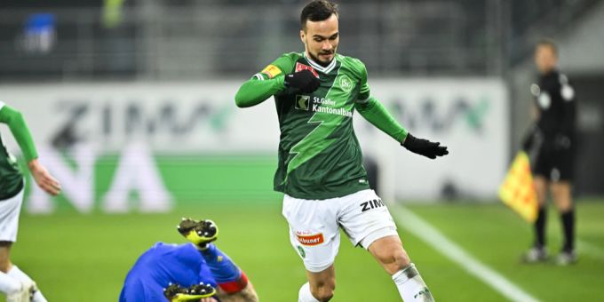 Jérémy Guillemenot im Dress des FC Sankt Gallen. Jérémy Guillemenot bald für Servette im Einsatz