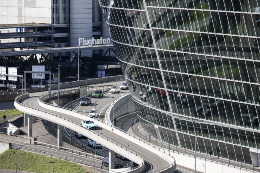 Einen Anstieg der Hotelübernachtungen erlebten jedoch zwei Gemeinden in Flughafen-Nähe.