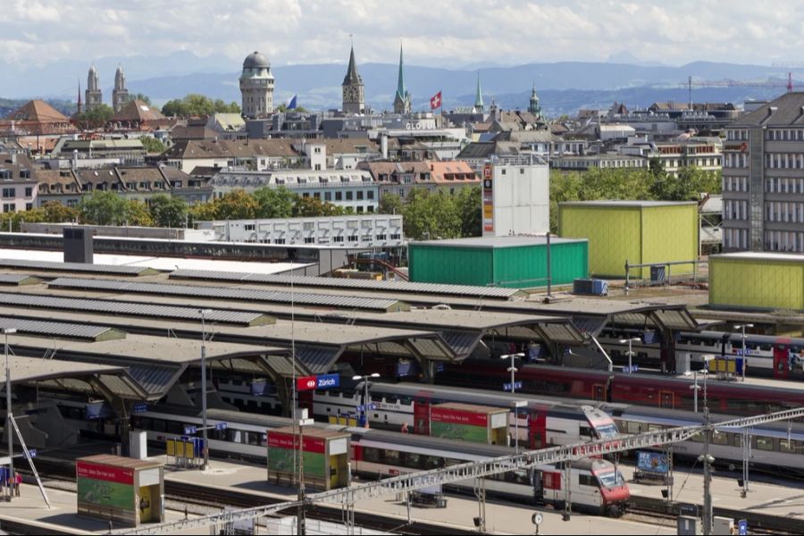 Doch seither wurde von der Polizei mehr als doppelt so viel Diaphin sichergestellt wie vorher. Gedealt wird zum Beispiel am Gleis 3 des Zürcher Hauptbahnhofs. (Symbolbild)