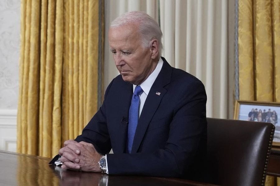 Die Frage, ob sich US-Präsident Joe Biden aus dem Rennen zurückzieht, habe in der Gesellschaft für Anspannungen gesorgt, sagt Gerald Weber vom Improvisationstheater «anundpfirsich».