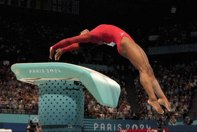 Bei Olympia 2024 ist Simone Biles weiter auf Medaillenkurs. Simone Biles Olympia 2024