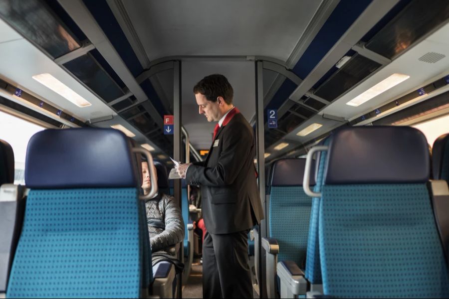 Eine «normale» Billetkontrolle in einem SBB-Zug.