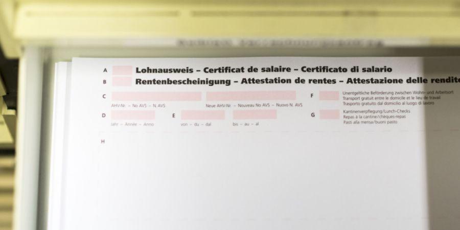 Einstige und heutige Kantonsratsmitglieder haben falsche Lohnausweise erhalten. (Symbolbild)