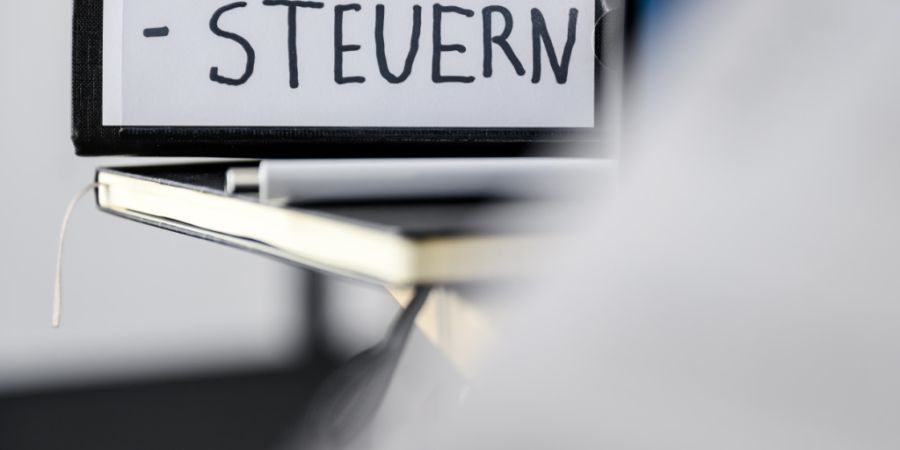 Die Berner Gemeinden sollen Zweitwohnungen künftig mit einer besonderen Liegenschaftssteuer besteuern können, um nach der Abschaffung des Eigenmietwerts Mindereinnahmen auszugleichen....