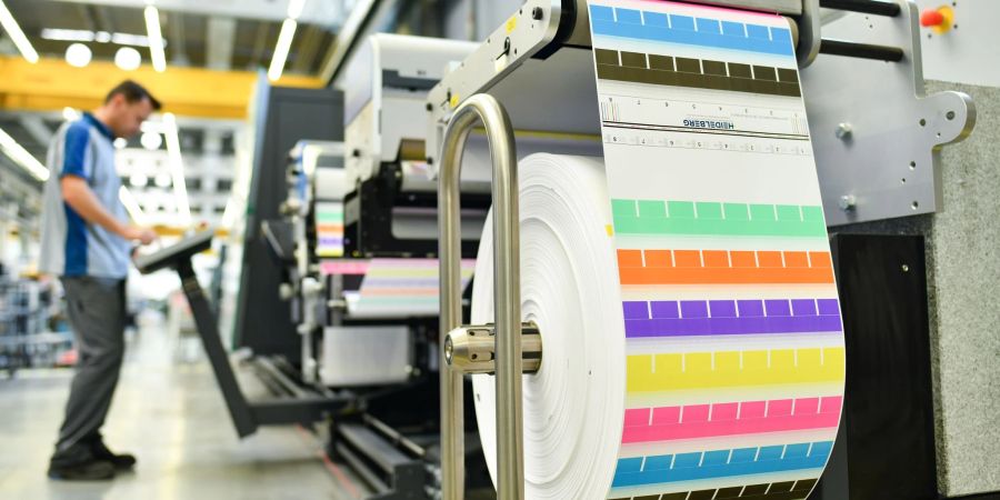 Doch auch auf dem Bau, im Maschinenbau und in der Elektrotechnik-Branche wird Personal gesucht. (Symbolbild)