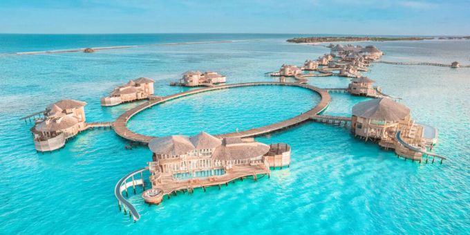 Trotz ihres unvergleichlichen Luxus sind die Wasservillen des Soneva Jani Resorts der Inbegriff eines nachhaltigen Lifestyles – und zeigen, dass beides wunderbar zusammengeht. Wasservillen Soneva Jani Malediven