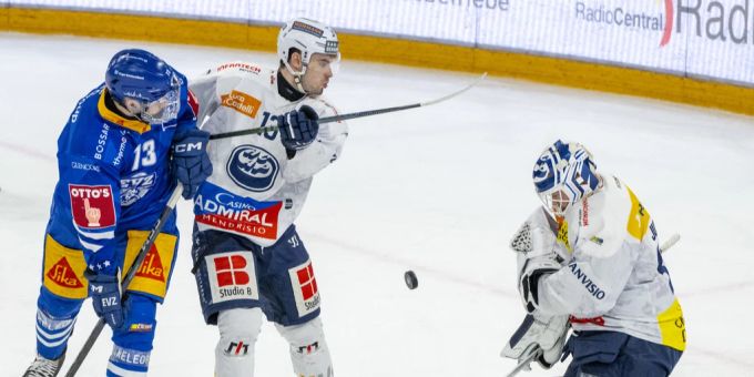 Erst die Verlängerung entscheidet im Spiel zwischen dem EV Zug und Ambri-Piotta. EV Zug