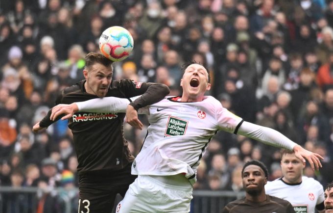 Lukas Daschner (links) spielte von 2020 bis 2023 für den FC St. Pauli. Lukas Daschner