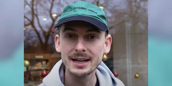 Social-Media-Profi und Schauspieler Cedric Schild zum Aushängeschild der Schweizer Apotheken. Cedric Schild