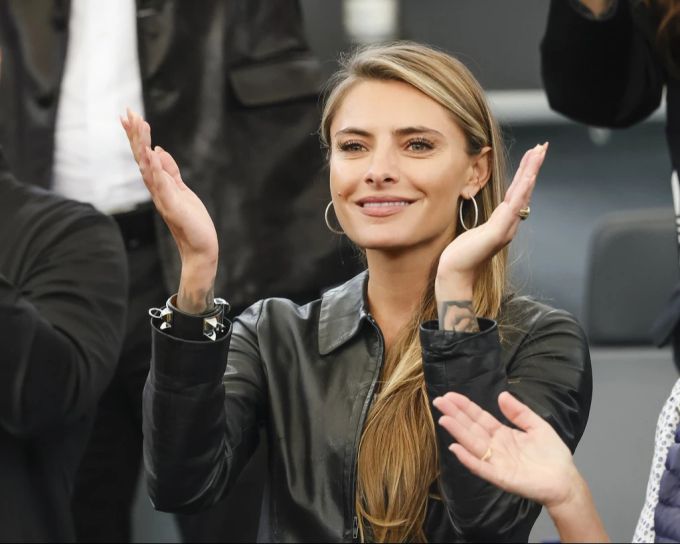 Sophia Thomalla hat sich in der deutschen TV-Landschaft einen Namen gemacht. heidi klum