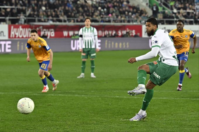 Willem Geubbels trifft für den FC St.Gallen gegen GC. FC St.Gallen