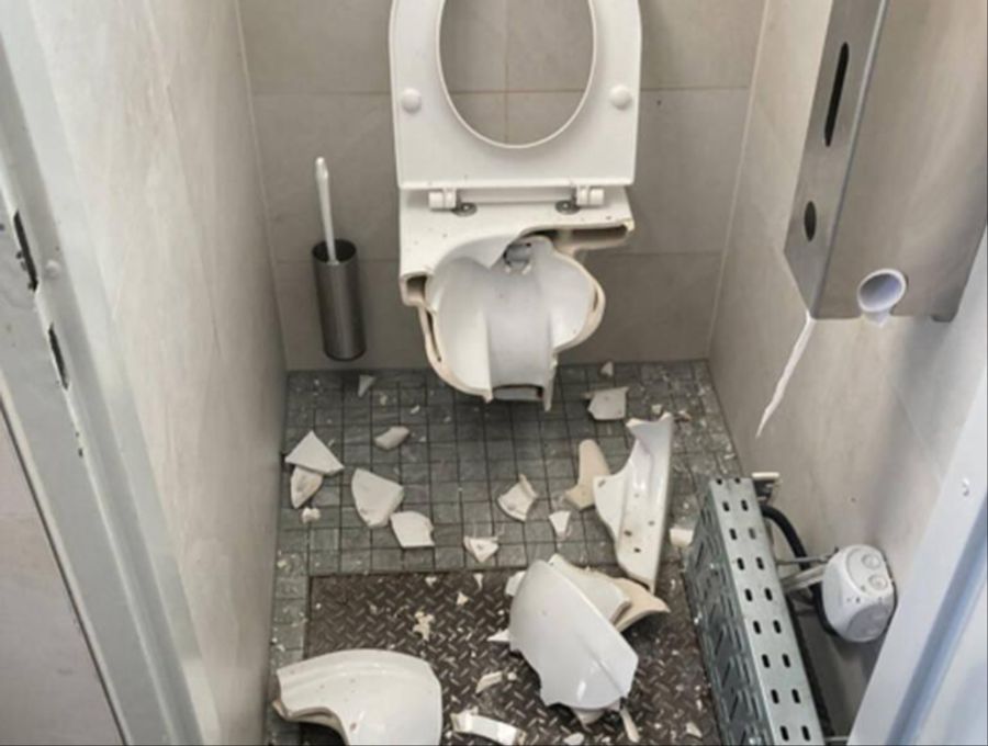 Die Toilette wurde mutwillig zerstört – nun ist die gesamte Anlage geschlossen.