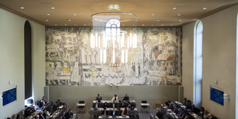 FDP-Grossrat Fabio Luzio übernimmt in der Augustsession das Amt des Standespräsidiums von Valérie Favre Accola (SVP) im Bündner Parlament.