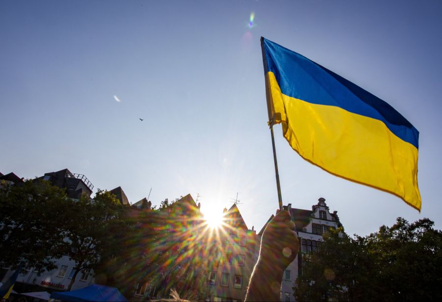 Die Nato-Staaten sichern der Ukraine Milliardenschwere Unterstützung zu.