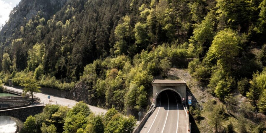 Von Ende Juni bis Ende November wird der Verkehr im Simmenfluhtunnel ruhen.