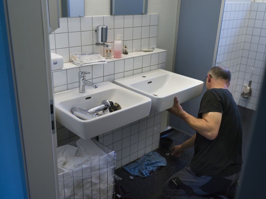 «Tendenziell dürfte der Wille, etwas ‹durchzuziehen›, eher abgenommen haben im Vergleich zu früher», sagt Christian Brogli, Mediensprecher von Suissetec. (Symbolbild)