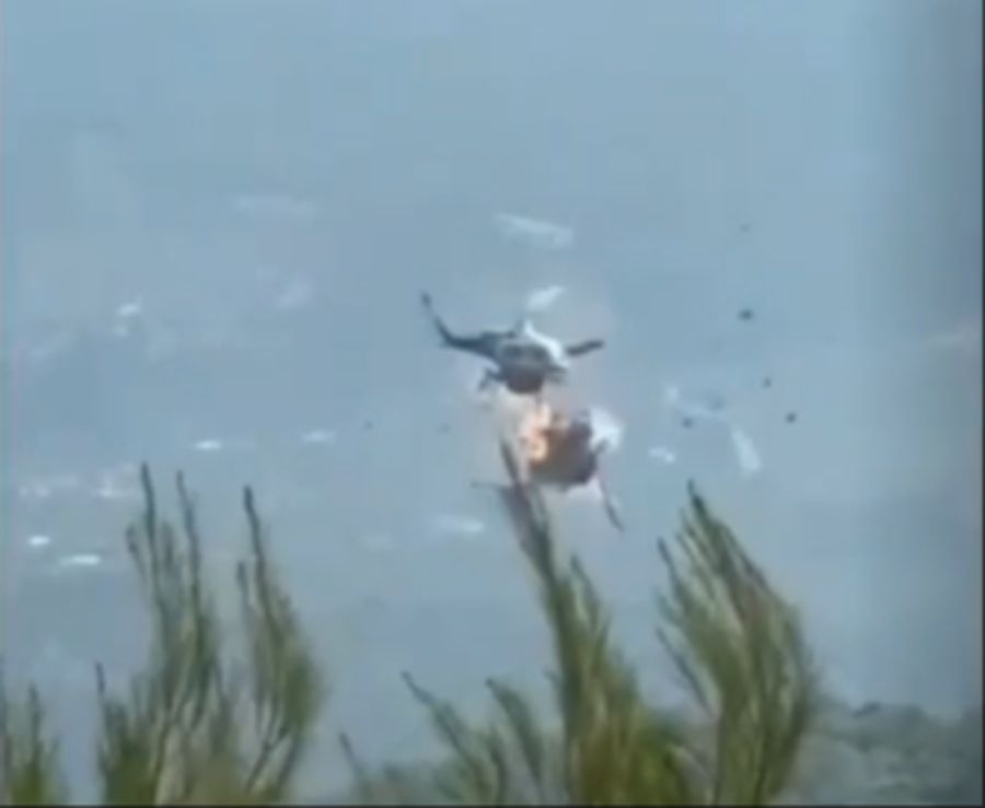 Die Besatzung eines Helikopters konnte in Sicherheit und ins Spital gebracht werden. Zum zweiten Heli gibt es noch keine offiziellen Angaben, es soll jedoch zwei Todesopfer geben.